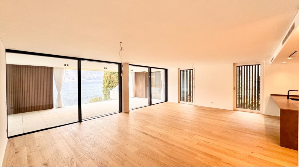 3726 - DIRECTLY ON THE LAKE - ONLY FIRST RESIDENCE - LUXUS APARTMENT WITH PRIVATE BEACH -  Bild 6