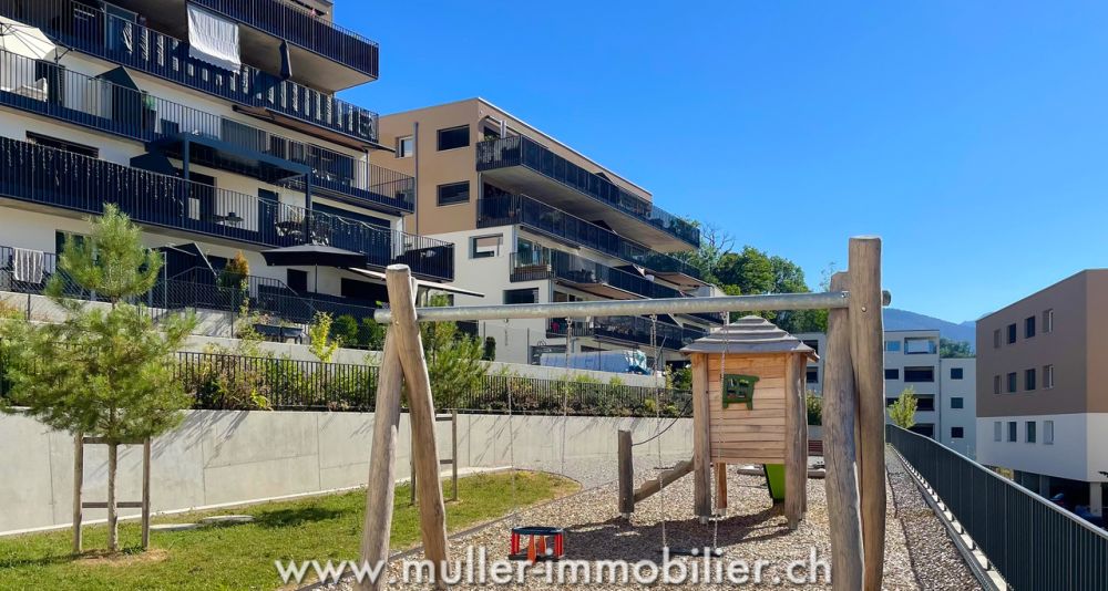 Très bel appartement traversant dans le village de Remaufens -  Bild 10