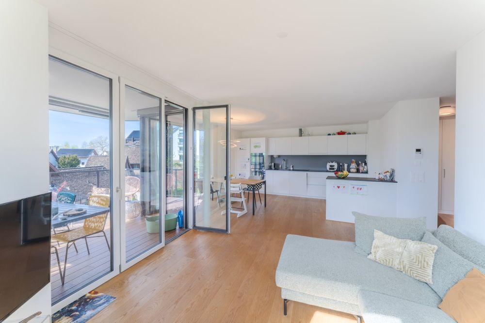 Exklusive 4½ Zimmer-Minergie-Maisonette-Wohnung an familienfreundlicher Lage mit gemütlichem Garten -  Bild 5