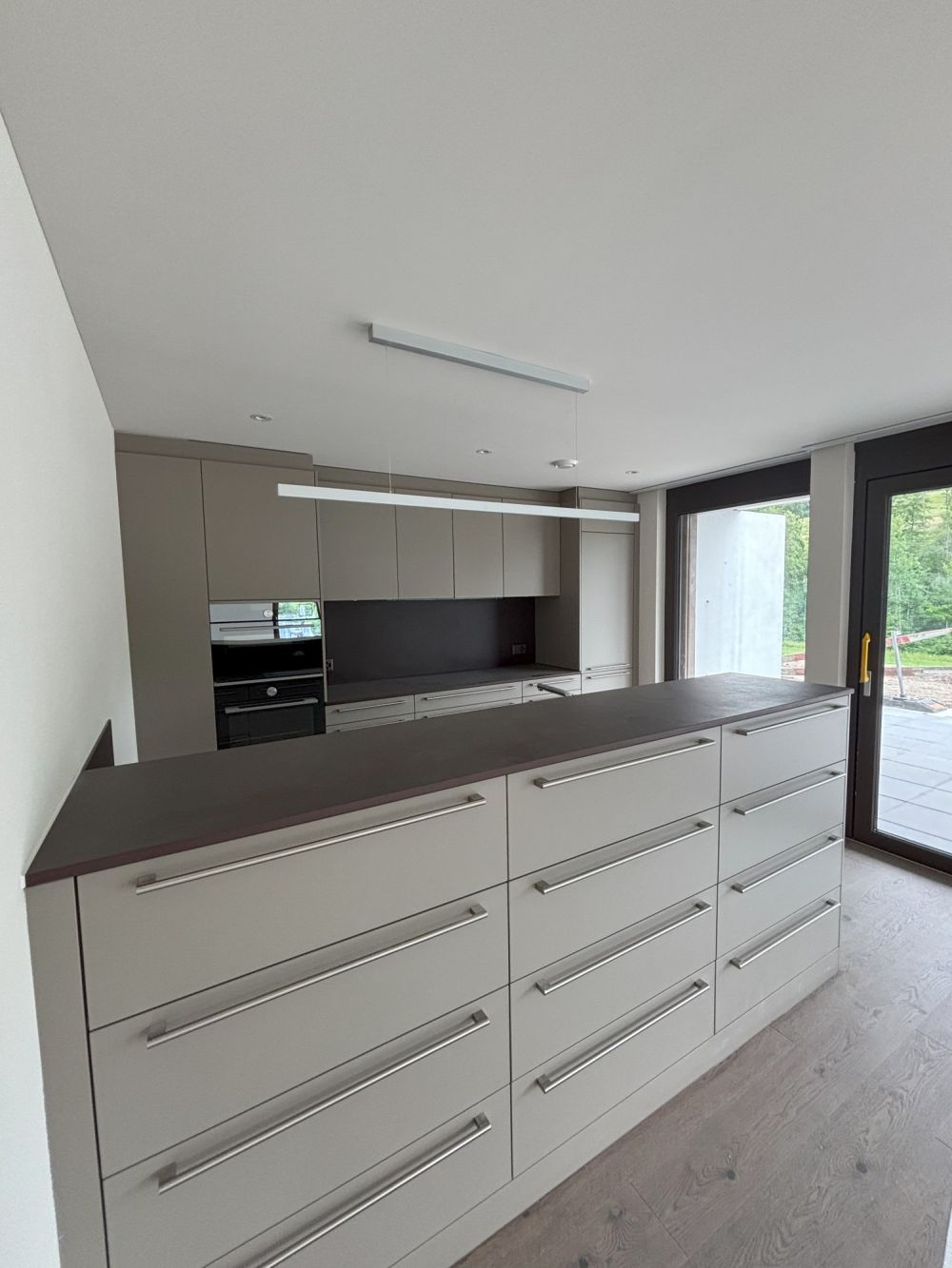 Grosszügige, neuwertige 3.5 Zimmer-Wohnung mit Garten -  Bild 6