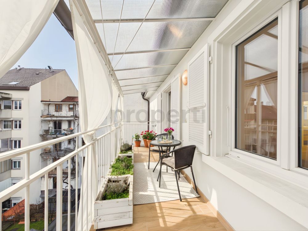 Exklusive 6.5-Zimmer-Attikawohnung mit sonnigem Balkon in Basel - Image 2