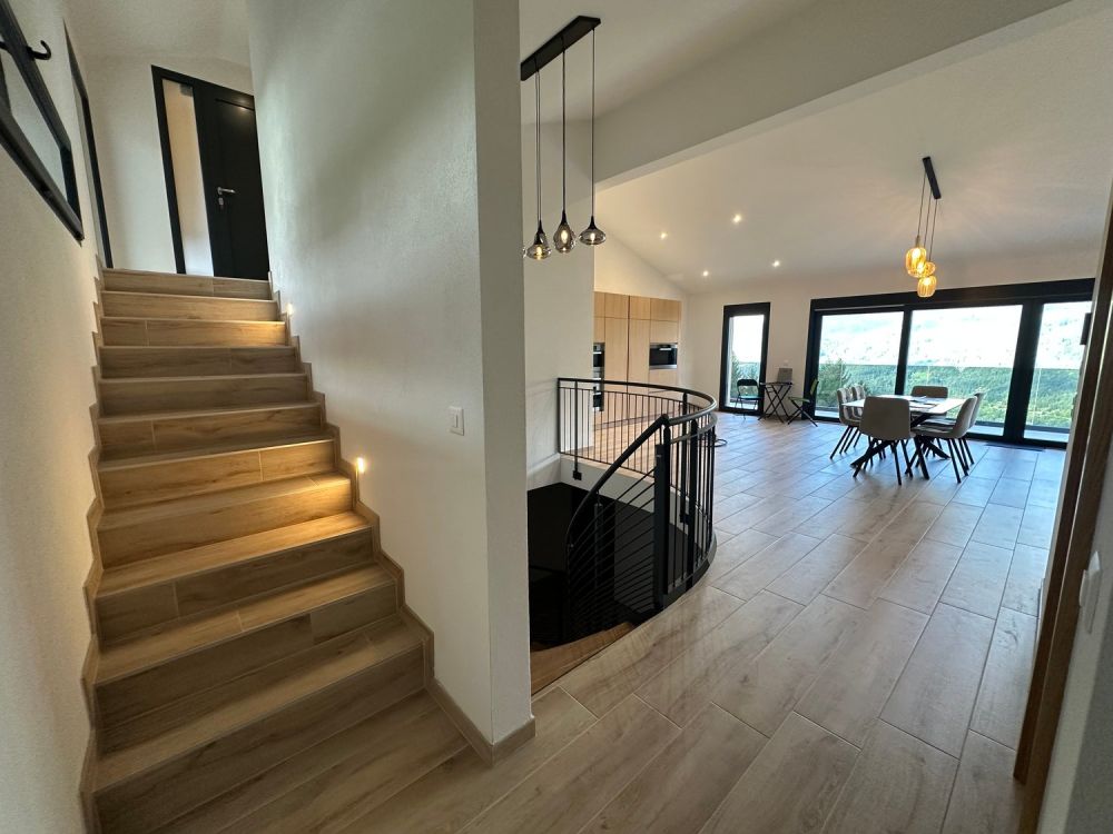 Villa für Familie mit Panoramablick – Crans-Montana -  Bild 1