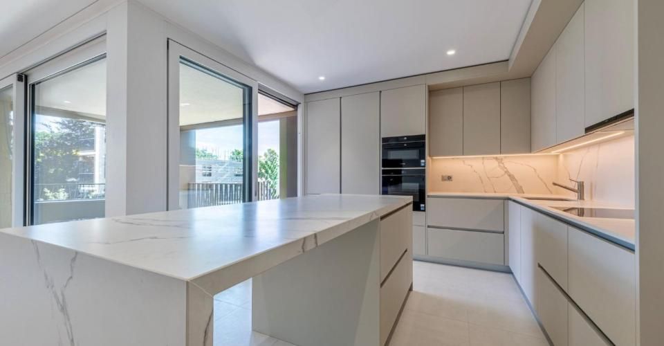 Magnifique appartement neuf idéalement situé - Appartement 6 pièces - image - 1