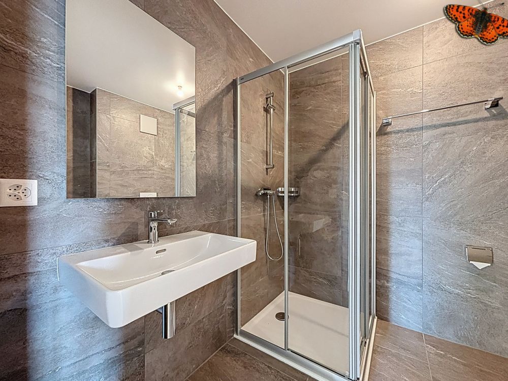 Spacieux et lumineux 4,5 Pièces de plain pied totalisant 153 m² ! - Bild 11