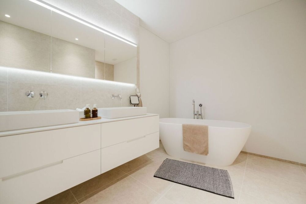 Bezugsbereite Neubauwohnung mit Seesicht -  Bild 4