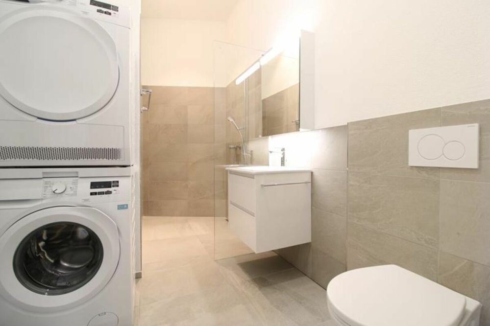 Hochwertige 3.5-Zi.-Wohnung mit sehr schönem Gartenanteil (C 0.3) - Bild 1