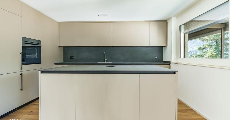 4.5-Zimmer-Wohnung mit grossem Wohnbereich und eigenem Gartenanteil - A 2.1 - Appartement 4.5 pièces - image - 4