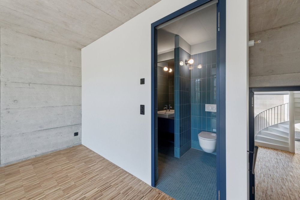 Luxuriöses Townhouse-Wohnen mit atemberaubendem Atrium und modernem Design -  Bild 9