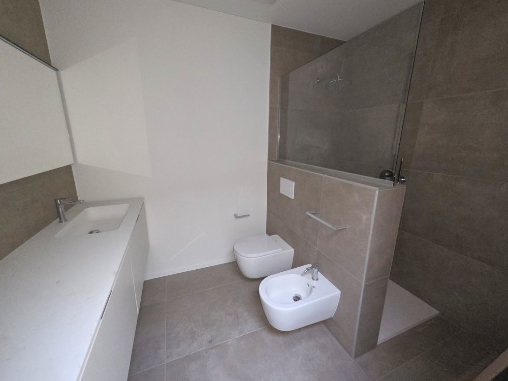 Neue Maisonette mit 5 Zimmern in Camorino -  Bild 10