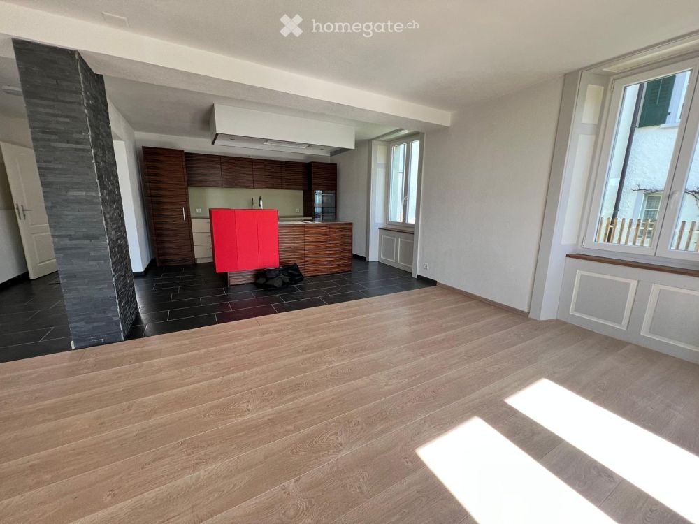 Wohnung in freistehender Jugendstilvilla mit Charakter – 5.5 Zimmer, 160 m², Garten -  Bild 4