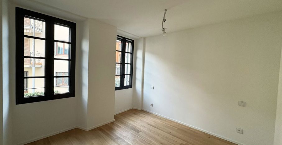 Moderne 3.5-Zimmer-Wohnung im 1. Stock mit Seeblick in Pura - Komfort in ruhiger Lage - Image 4