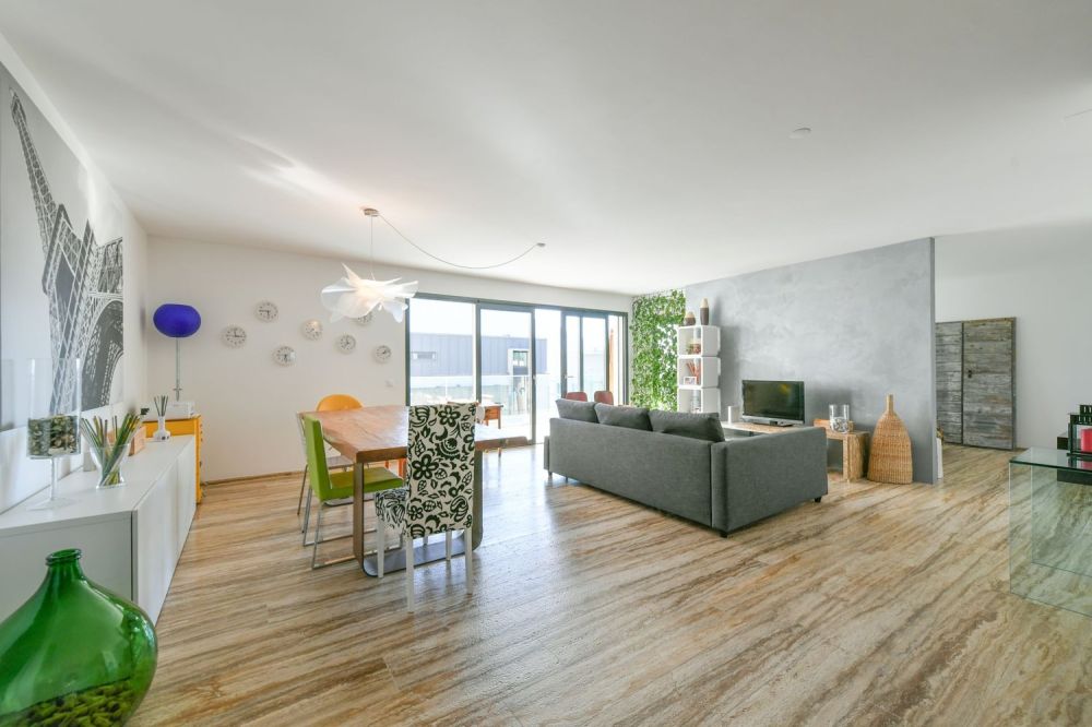 Bellissimo 3.5 locali moderno con parziale vista lago -  Bild 7