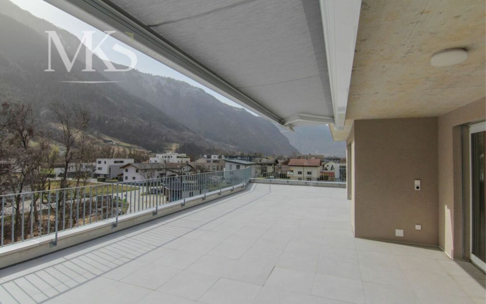 Luxuriöse 4.5-Zimmer-Attikawohnung in Brigerbad - bezugsbereit - 122 m2 Balkon: Sonne und Erholung.