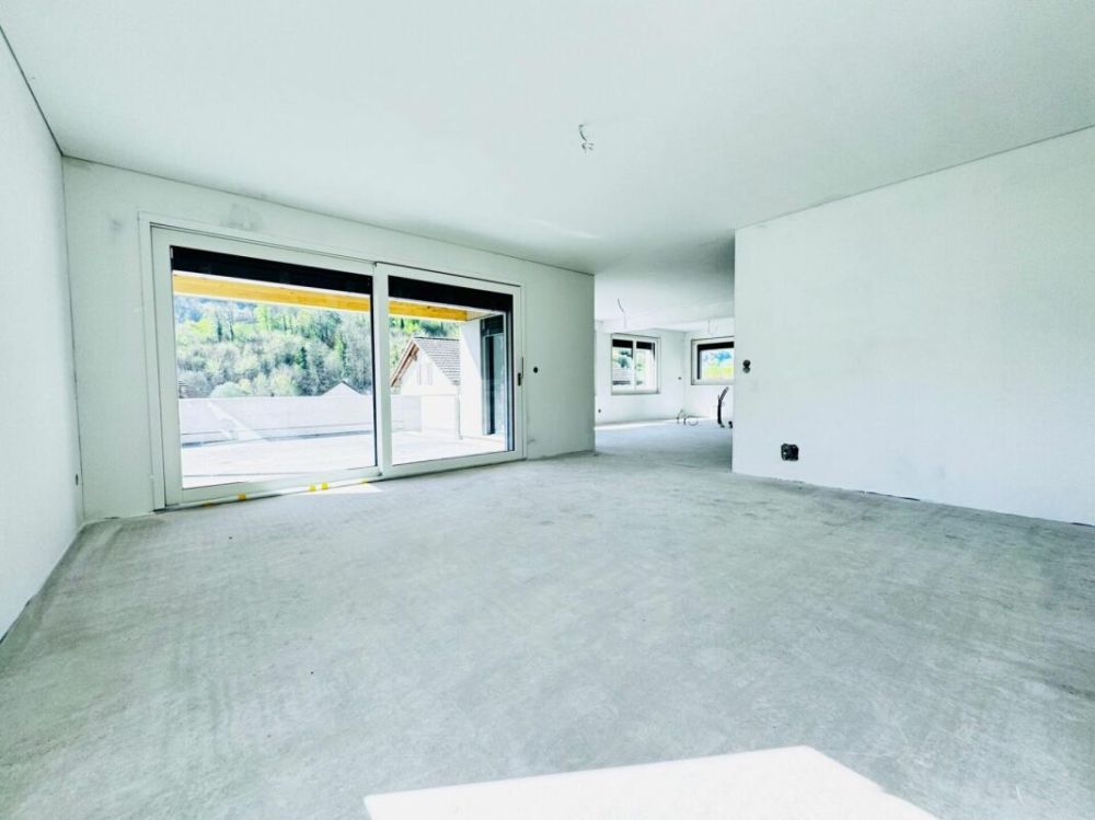 Hochqualitatives 4.5-Zi. EFH - Garten mit Weitsicht, Carport + PP, 3 Nasszellen -  Bild 7