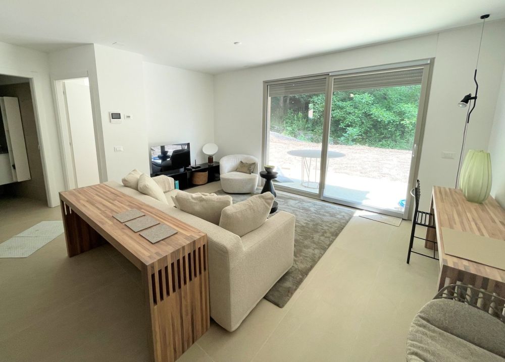 Nuovo appartamento con giardino in piccola moderna palazzina - Bild 4