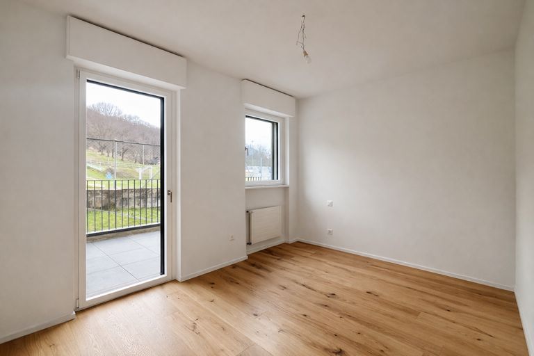 NOVAZZANO - NEUES 3.5 ZIMMER WOHNUNG MIT FREIER AUSSICHT -  Bild 5