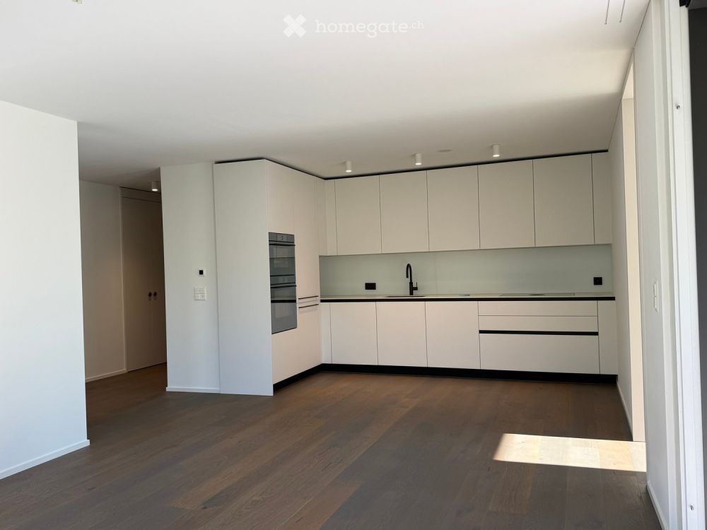 Moderne 3.5-Zimmer-Wohnung mit Einstellplatz in Cham -  Bild 1