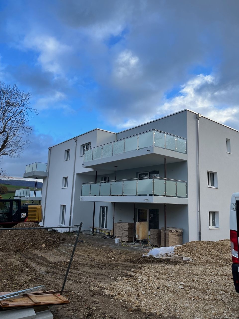 Appartement en attique de 3.5 pièces 103m2 et balcon de 24.1m2 - Bild 1