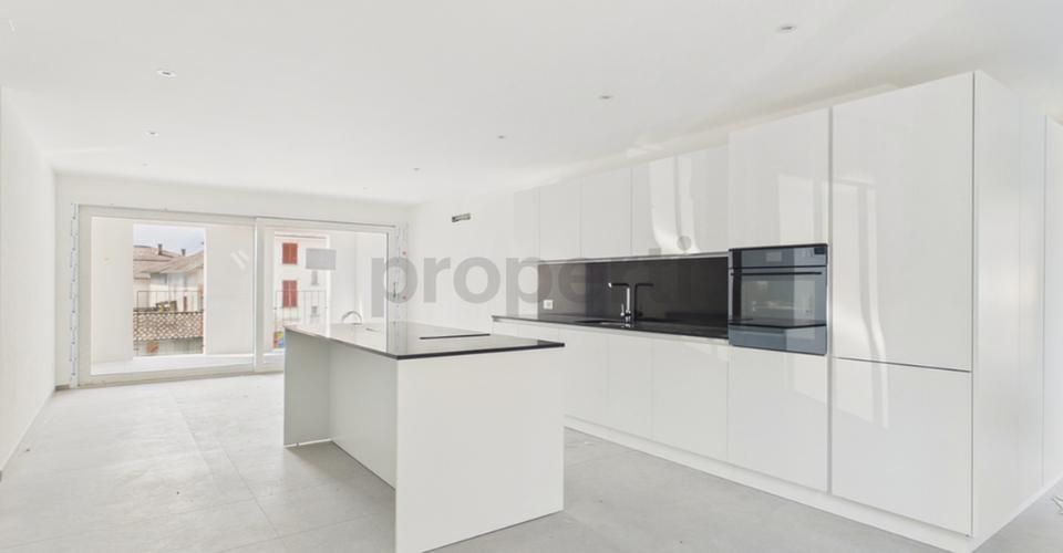Moderne 3.5-Zimmer-Wohnung mit Keller, Biasca - Appartement 3.5 pièces - image - 3