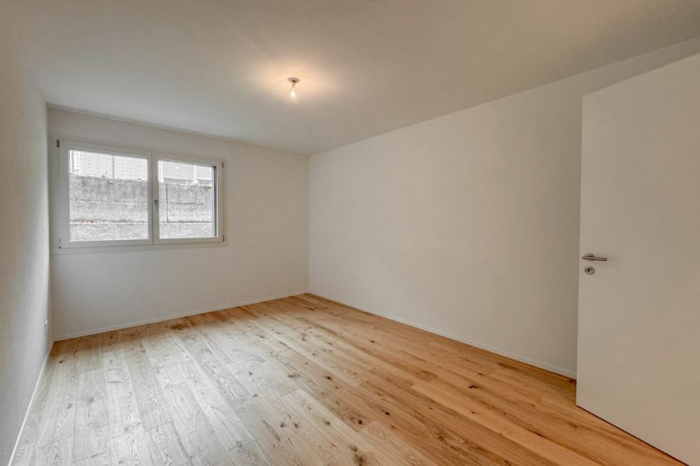 Design und Komfort, Ruhe und Naturblick: Neubau-Parterrewohnung beim Schloss - Bild 10