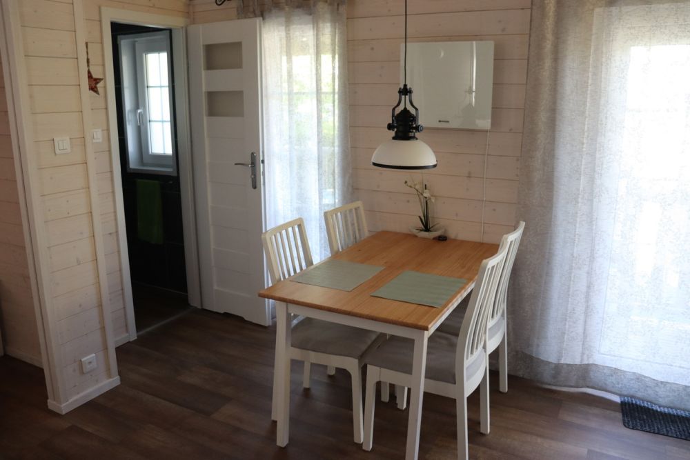 3.5-Zimmer-Campinghaus in Sugiez - neu & luxuriös -  Bild 4