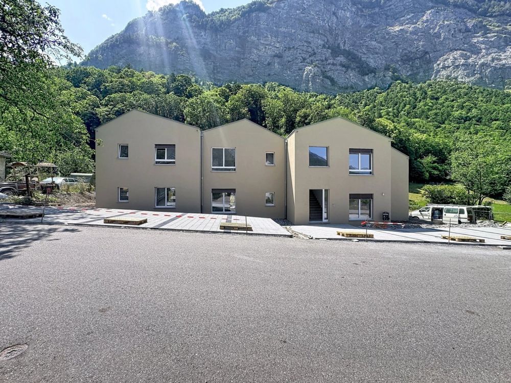 Neue 5.5-Zimmer-Wohnung mit eigenem Garten in Epinassey -  Bild 2