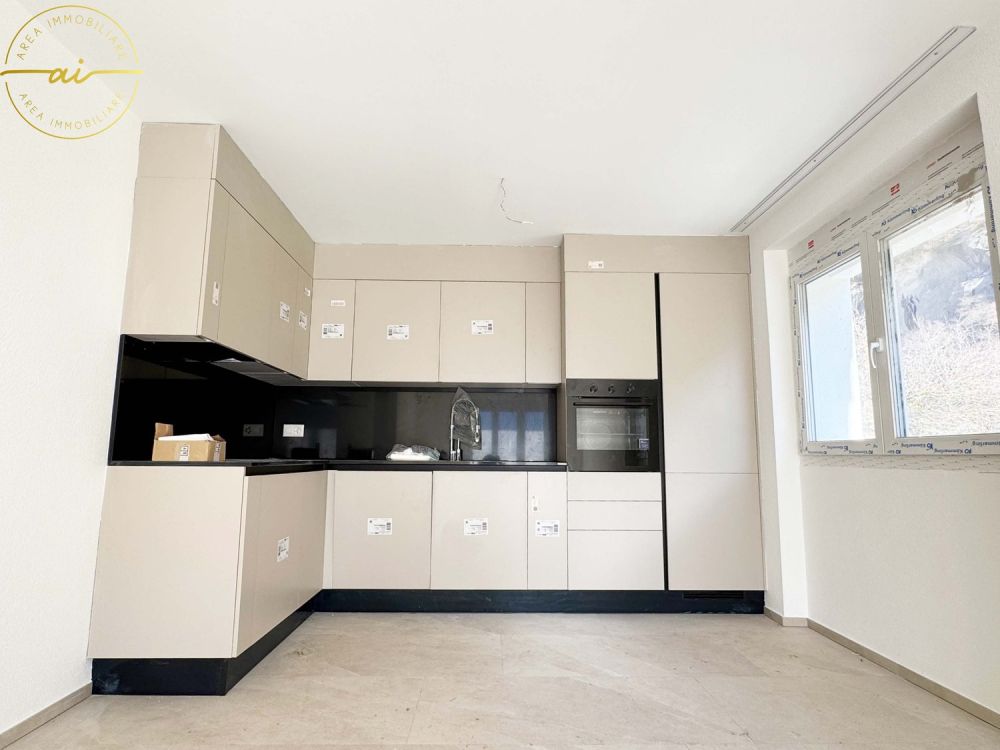 Villa mit zwei unabhängigen Wohnungen in Cresciano -  Bild 11