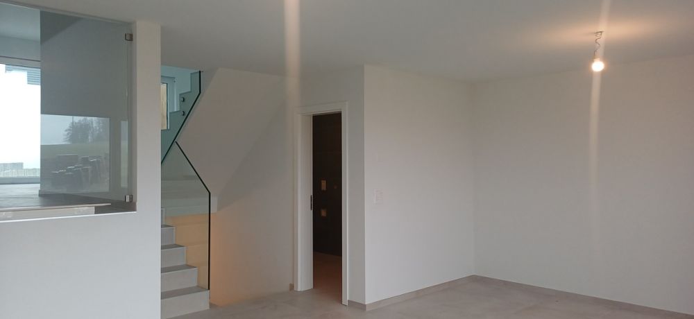 À vendre. Charmante villa mitoyenne de 5.5 pcs. Idéale pour une famill - Bild 5