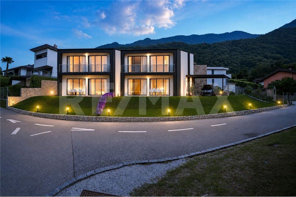Due villette a schiera prefabbricate -  Bild 1
