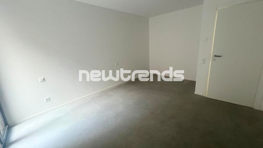 Caslano: 2.5 locali con giardino e patio, pronto da abitare. Nuova cos - 11