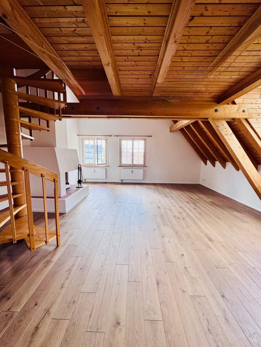 neu sanierte, stilvolle Maisonette-Wohnung im Dorfkern Tägerwilen -  Bild 5