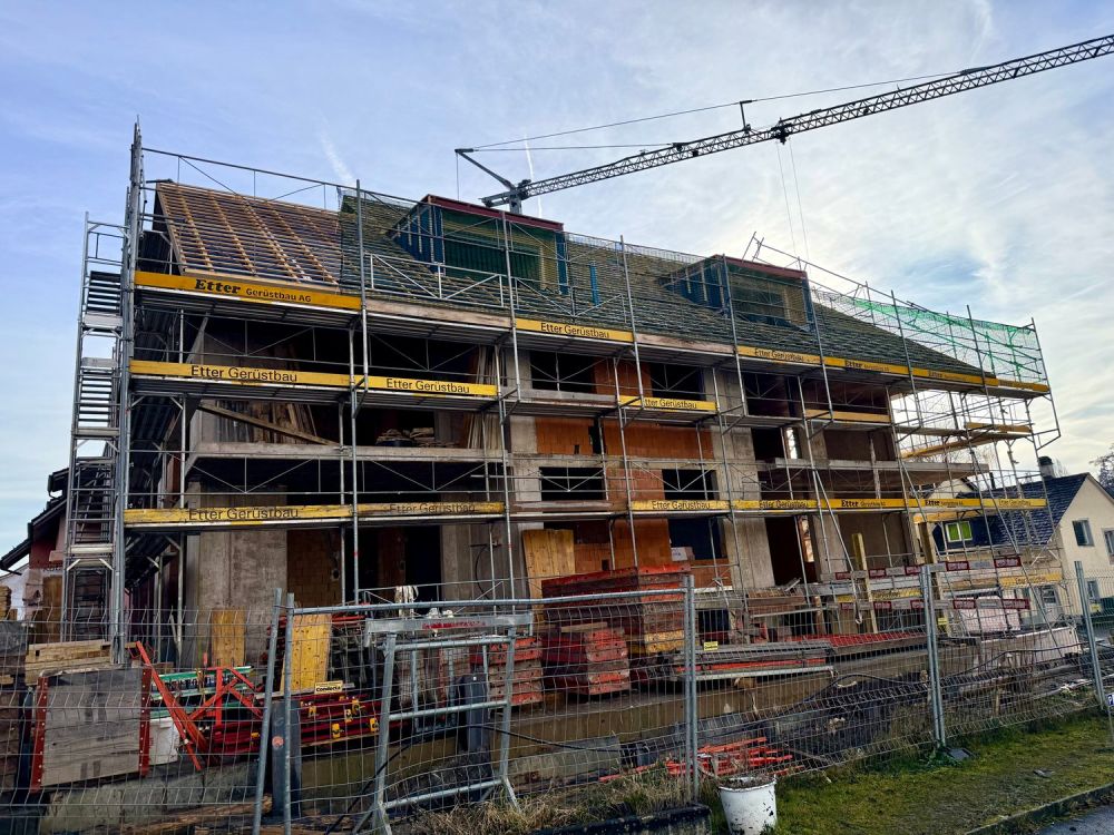 Moderne 3.5-Zimmer-Wohnung mit Panoramablick in Beringen - Bild 2