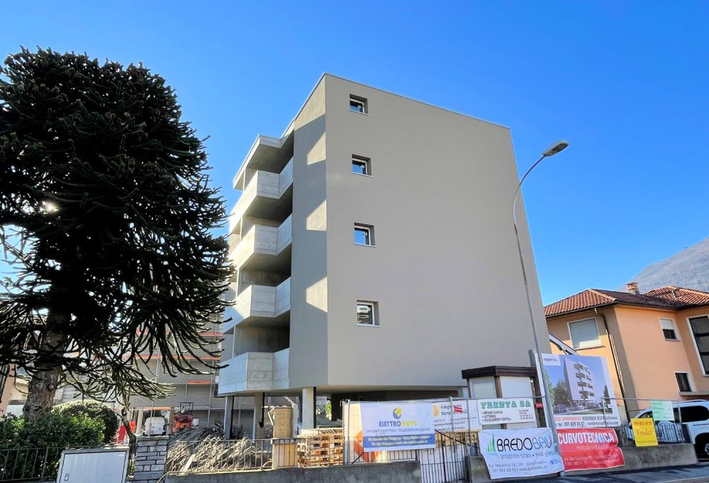 Nuovo esclusivo appartamento in zona comoda e strategica -  Bild 2