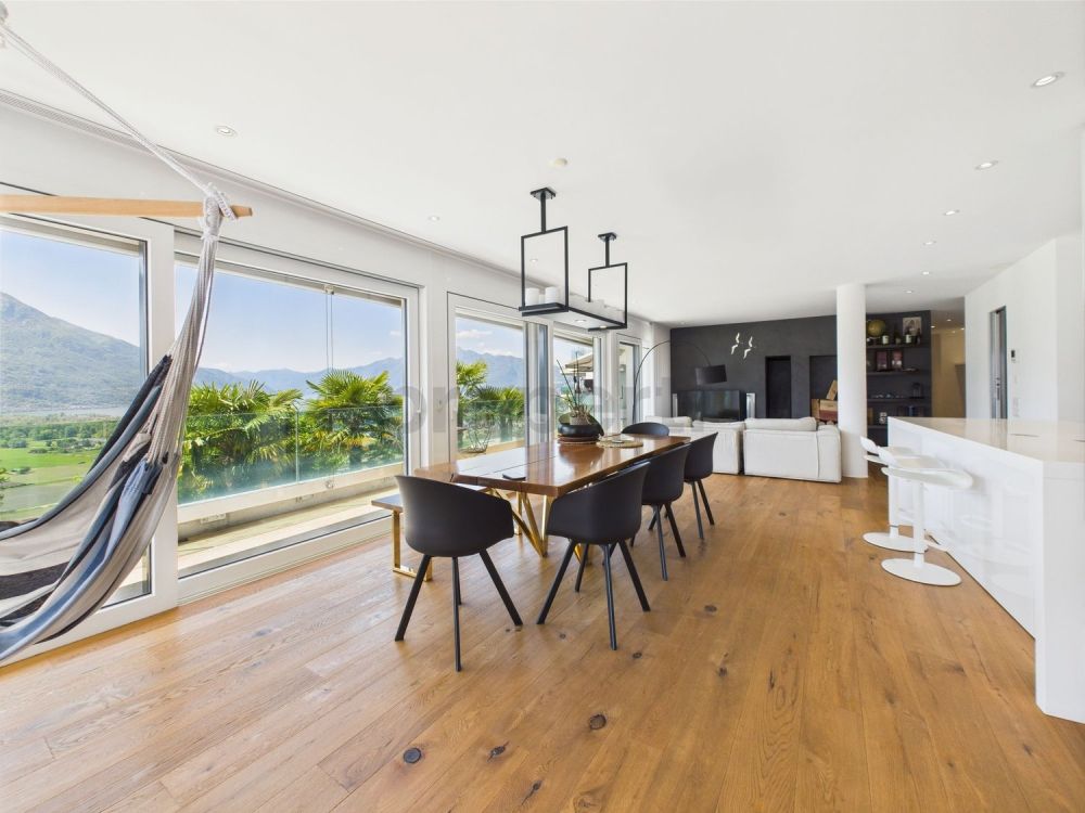 Esclusivo Appartamento con Vista lago Panoramica a Gordola - Image 1