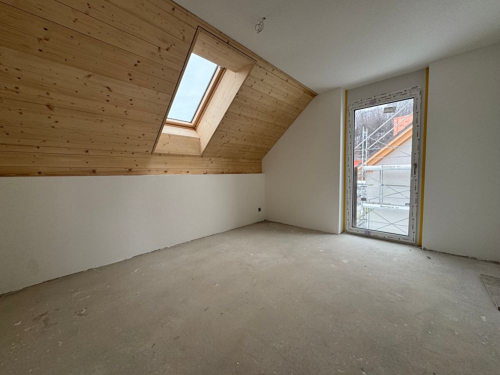Schöne Dachwohnung mit Galerie - Bild 10