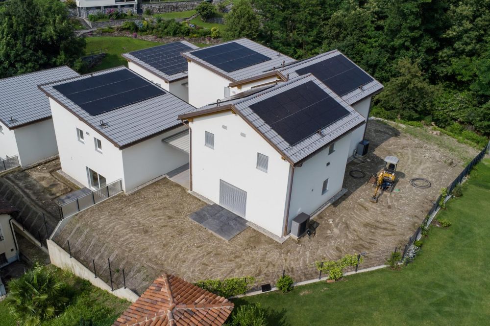 VILLA MINERGIE 4.5 LOCALI A SANTâANTONINO -  Bild 1