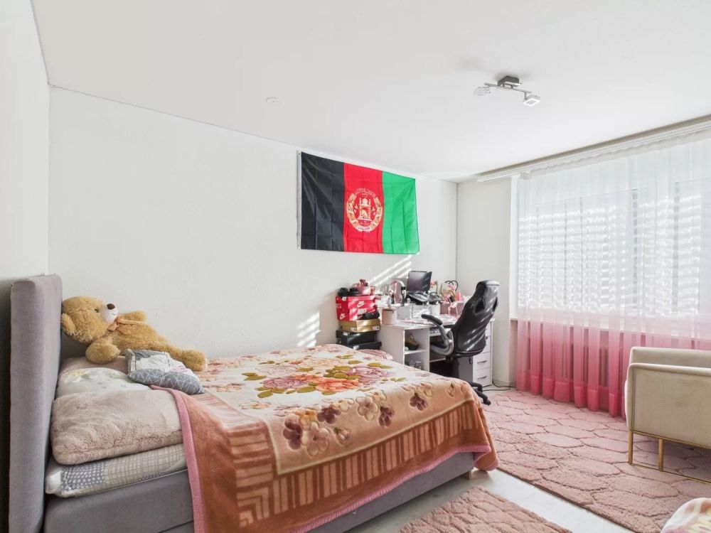 Sonnige zentrale Wohnung mit Panoramablick über Visp - Bild 9