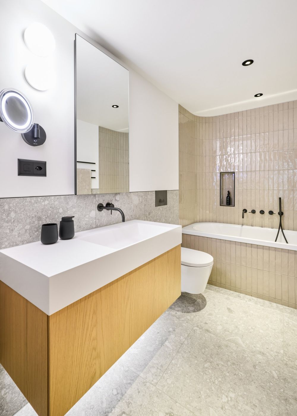 Duplex Penthouse with Private Sauna - Bild 8