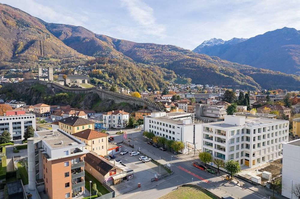Wir verkaufen brandneue 3.5-Zimmer-Wohnungen in zentraler Lage mit hohem Standard -  Bild 2