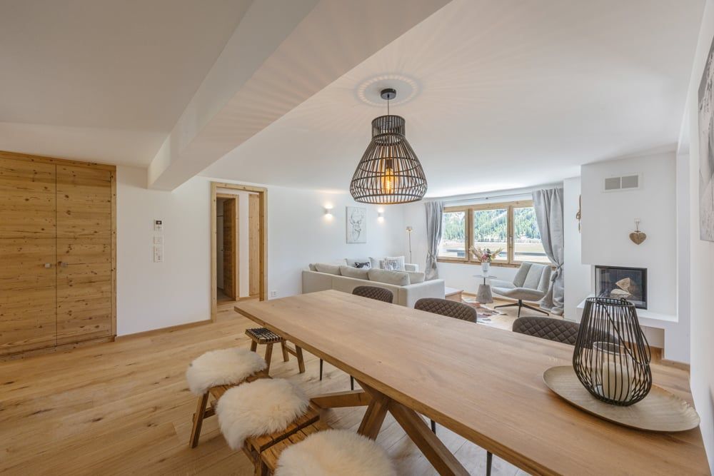Luxuriöse 4.5-Zimmer-Wohnung im 1. OG - Erstbezug -  Bild 4