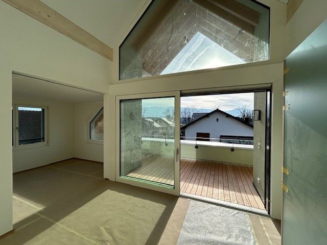 Attraktive 3-Zimmer-Dachwohnung mit Terrasse und Fernsicht -  Bild 4