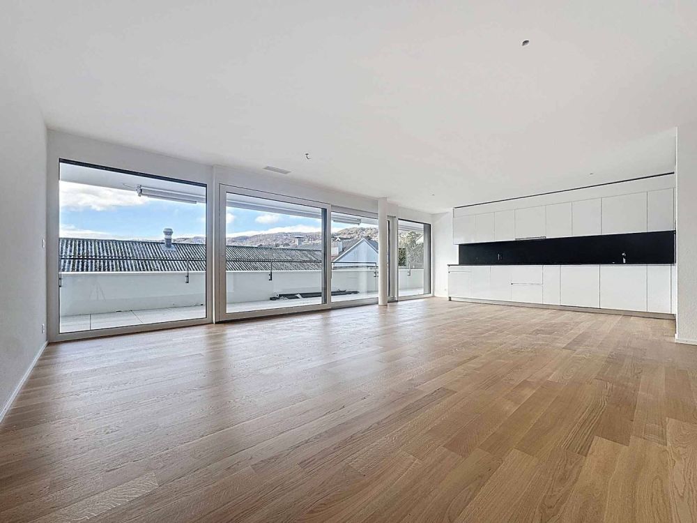 Wohnung mit 4.5 Zimmern und überdachten Balkonen -  Bild 1