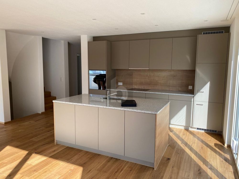 NEUBAU! FAMILIENFREUNDLICH IM GRÜNEN -  Bild 3