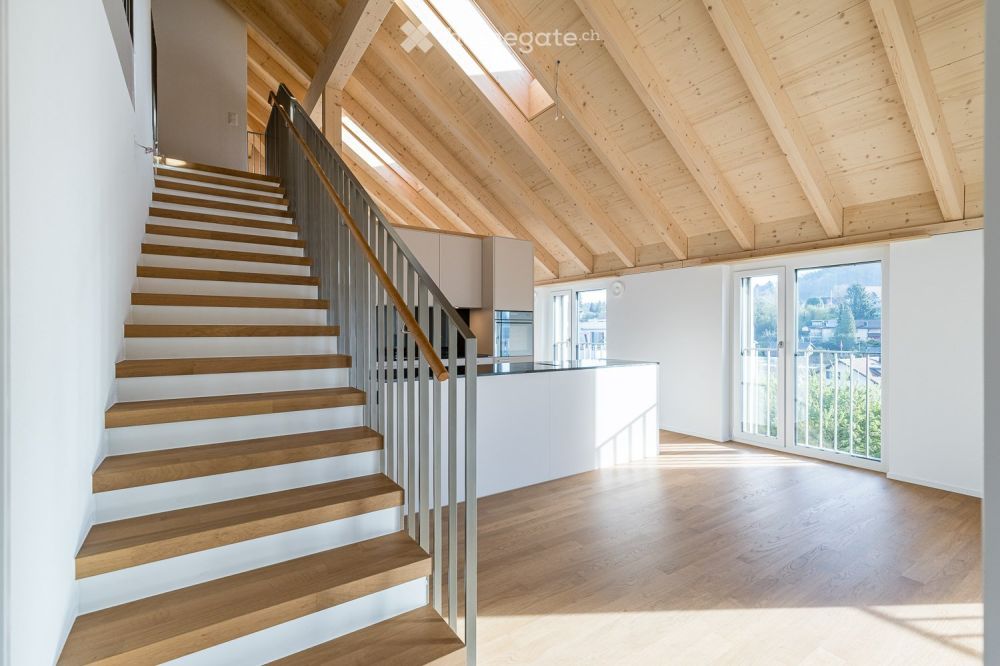 attraktive 4½-Zimmer-Wohnung mit Galerie Erstbezug -  Bild 3