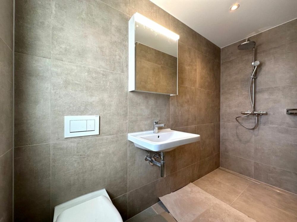 Familienfreundliches 5.5-Zimmer Einfamilienhaus - Bild 6