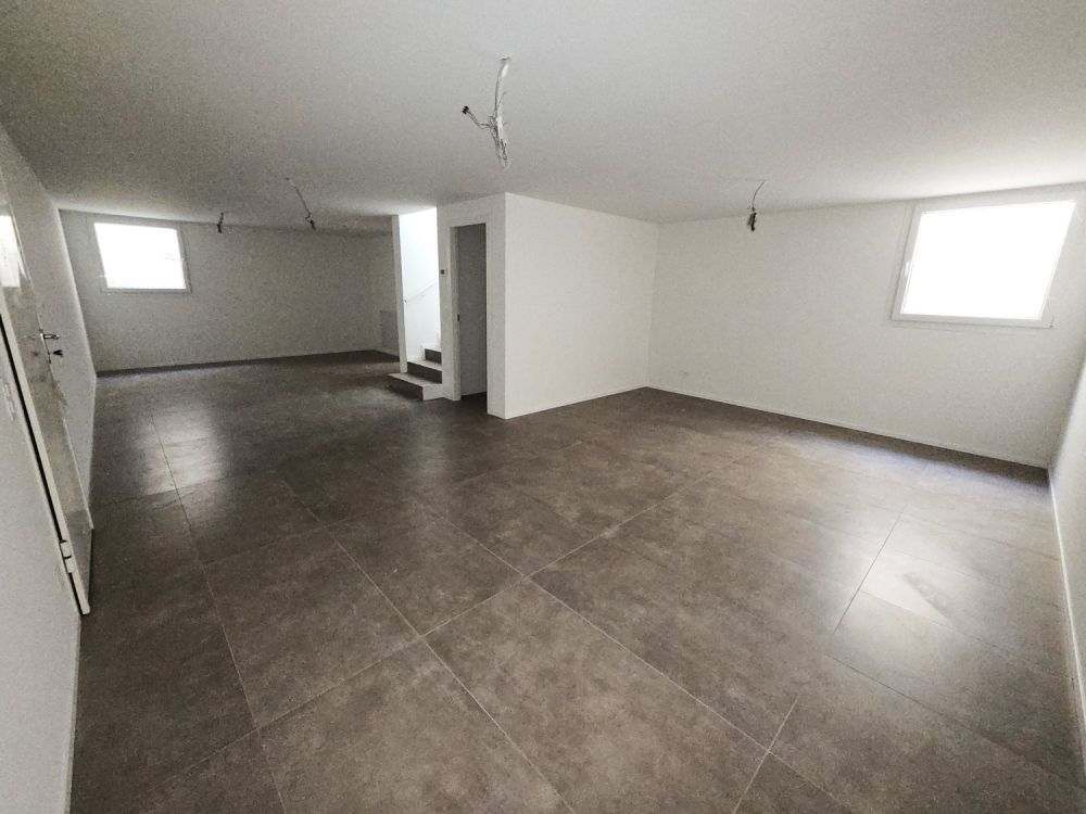 Neue Maisonette mit 5 Zimmern in Camorino -  Bild 12