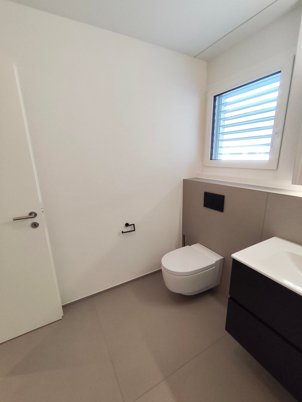 Magnifique appartement en attique de 3,5 pièces à Leuk – Neuf, lumineux -  Bild 4