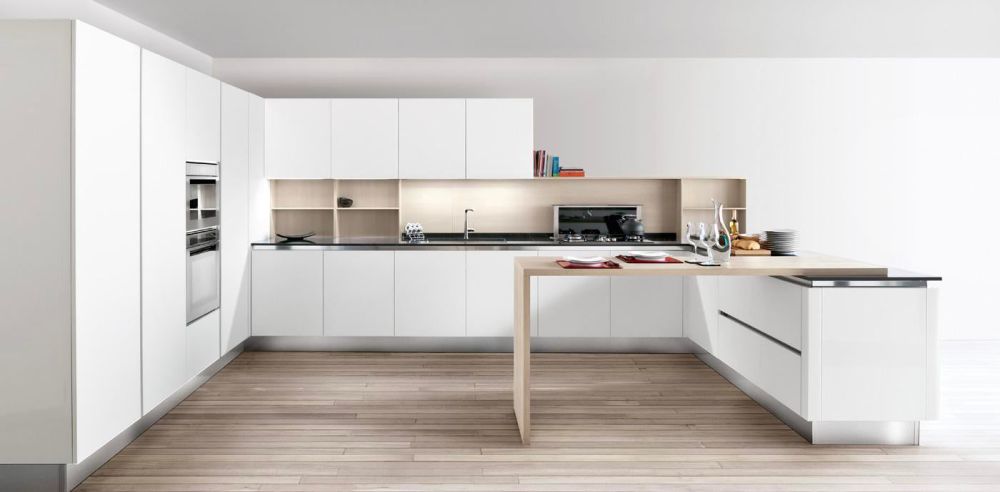Neue Häuser 4,5 von mittlerem bis hohem Standard mit Garten in Bau. -  Bild 5