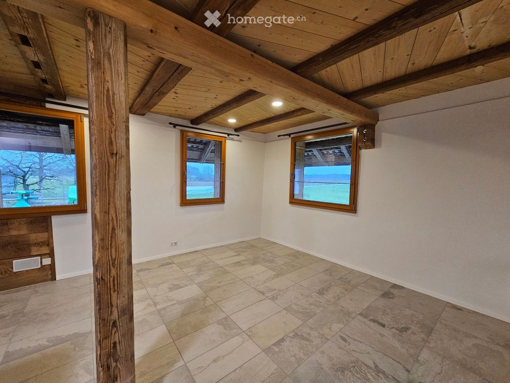 Charmante 2.5-Zimmer-Wohnung mit Landschaftsblick in Mettmenstetten -  Bild 2