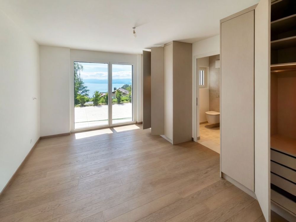 Schöne Aussicht auf den See - mit Terrasse und Garten -  Bild 10